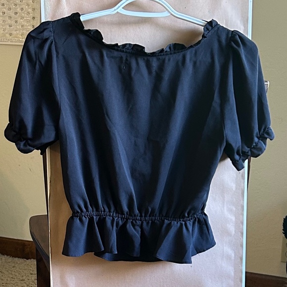 Urban Outfitters Kimchi Black Puff Sleeve Blouse Size S-P - Picture 3 of 4